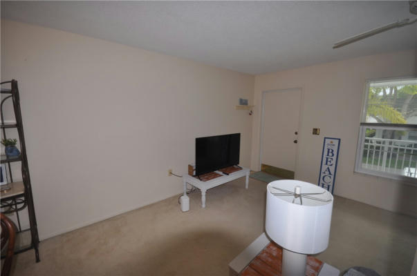 2800 INDIAN RIVER BLVD APT R7, VERO BEACH, FL 32960, photo 4 of 21